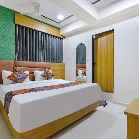 Hotel Green Tree Ahmedabad Exterior photo