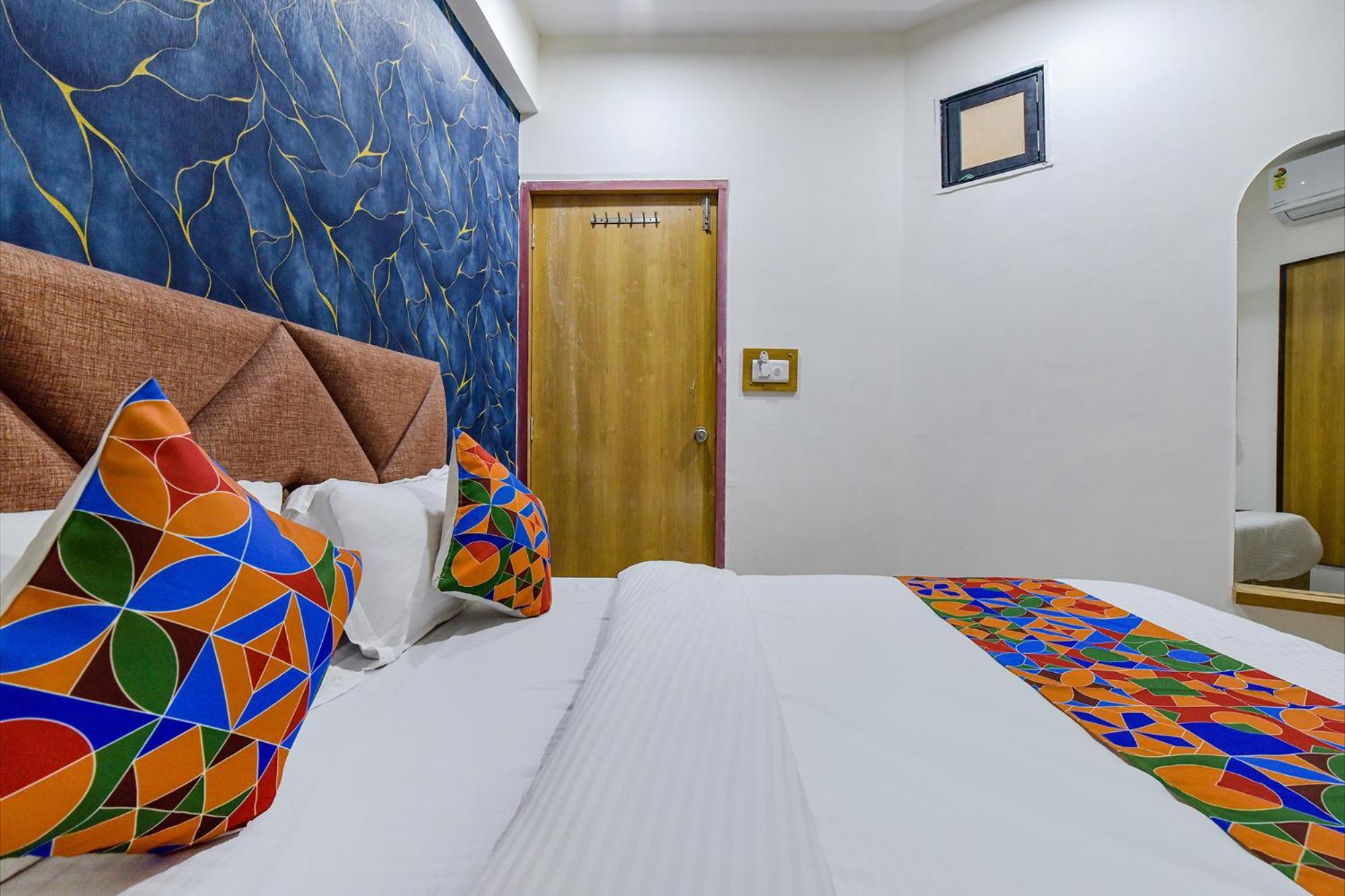 Hotel Green Tree Ahmedabad Exterior photo